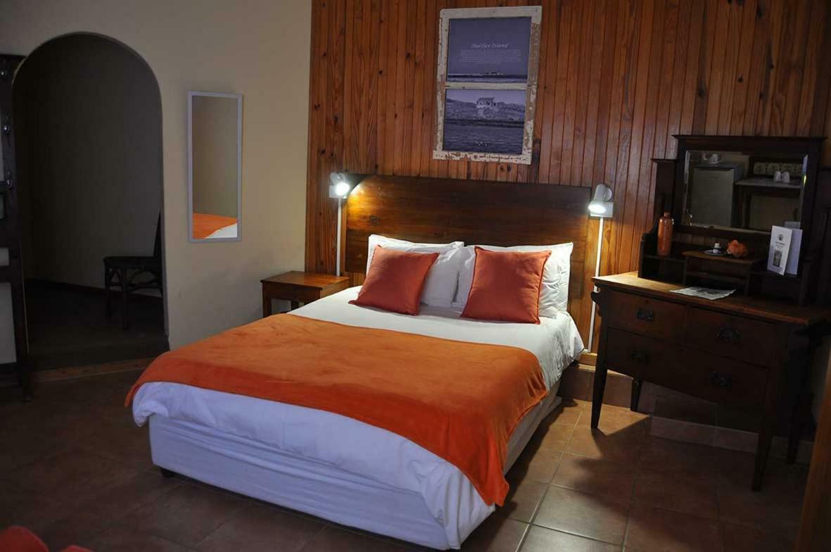 Obelix Guesthouse Lüderitz Exteriör bild